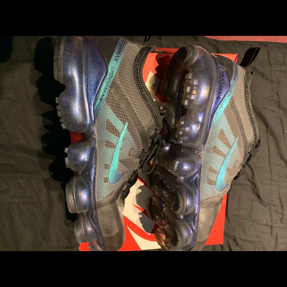 Nike vapormax size 7